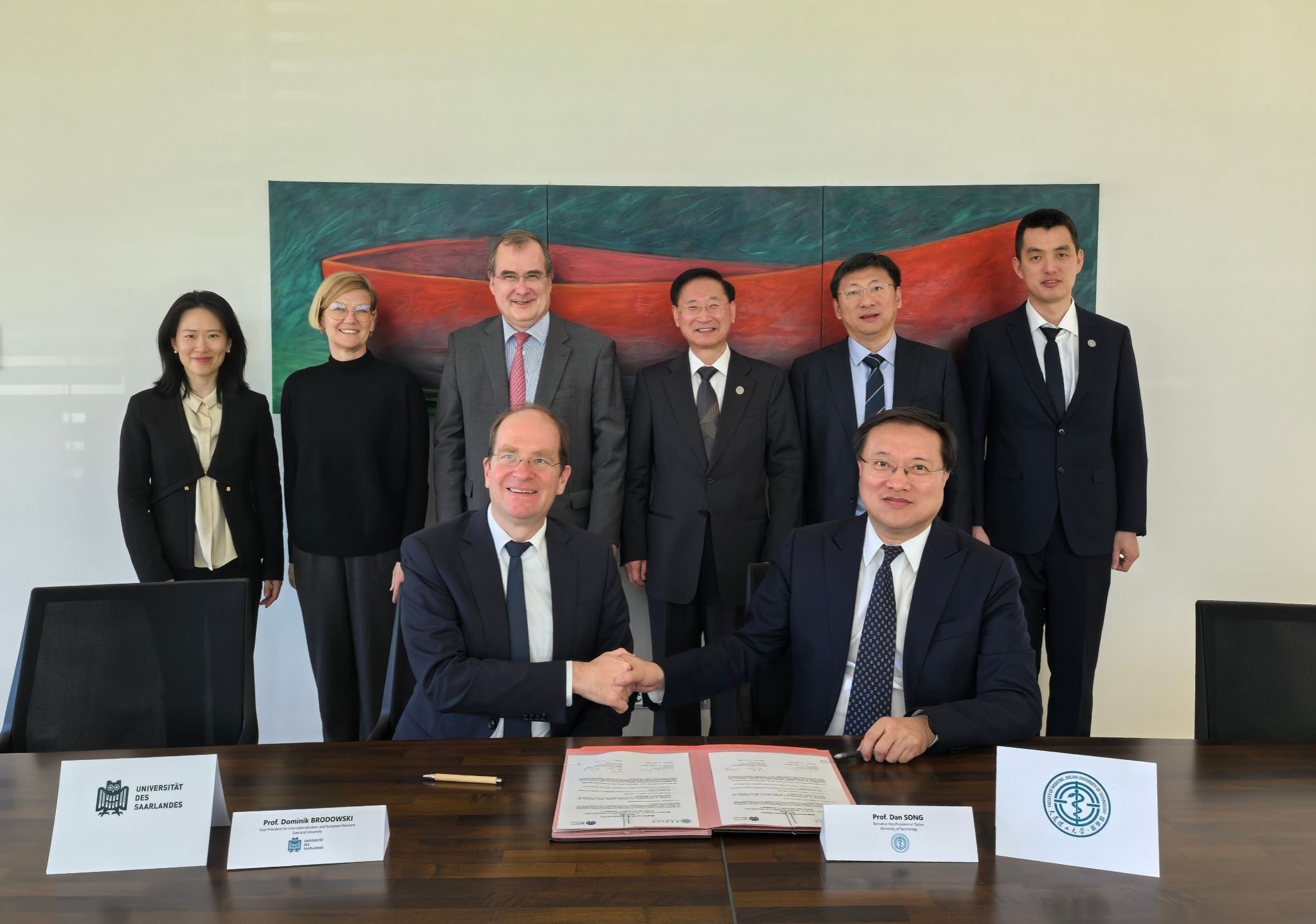 【鍛造新優(yōu)勢】我校代表團(tuán)赴歐洲訪問 達(dá)成多項國際合作