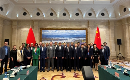 校領導受邀出席系列會議  推動與“一帶一路”沿線國家在教育領域的深度合作